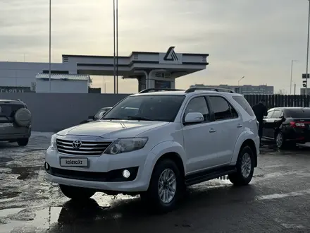 Toyota Fortuner 2014 годаүшін13 000 000 тг. в Уральск – фото 2