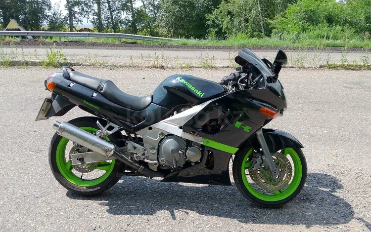 Kawasaki  ZZR 400 1993 года за 1 000 000 тг. в Риддер