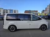 Hyundai Staria 2022 года за 21 000 000 тг. в Астана – фото 3