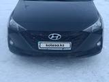 Hyundai Accent 2021 года за 8 150 000 тг. в Экибастуз – фото 2