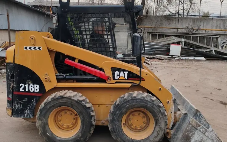 Caterpillar  216B 2009 года за 7 700 000 тг. в Алматы