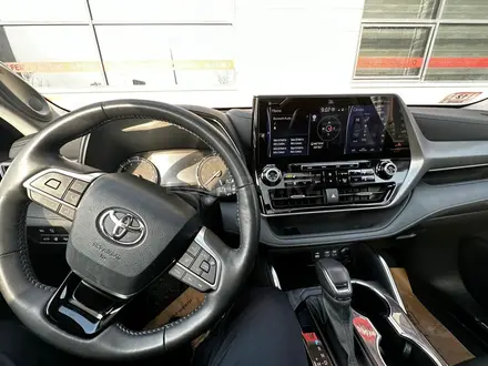 Toyota Highlander 2021 года за 29 500 000 тг. в Шымкент – фото 7