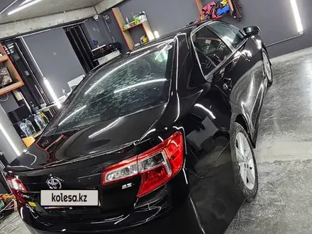 Toyota Camry 2012 года за 4 800 000 тг. в Актобе – фото 5