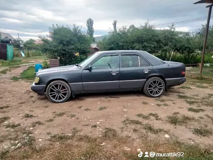 Mercedes-Benz E 230 1991 года за 1 600 000 тг. в Алматы