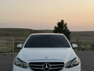 Mercedes-Benz E 250