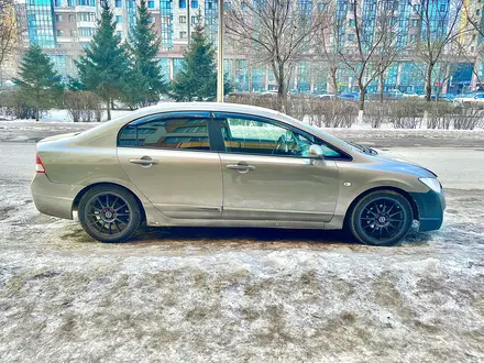 Honda Civic 2005 года за 3 200 000 тг. в Астана