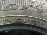 Шины GoodYear 215 х 60 х 16 DOT 2913 за 20 000 тг. в Астана – фото 4