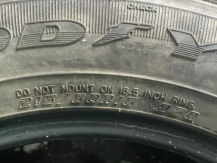 Шины GoodYear 215 х 60 х 16 DOT 2913 за 20 000 тг. в Астана – фото 4