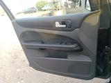 Ford Focus 2006 года за 1 400 000 тг. в Лисаковск – фото 5