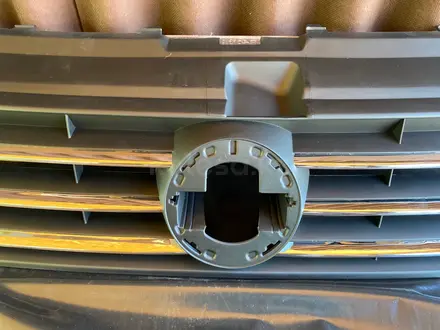 Решетка радиатора — Volkswagen Polo 2015- за 17 000 тг. в Алматы – фото 10