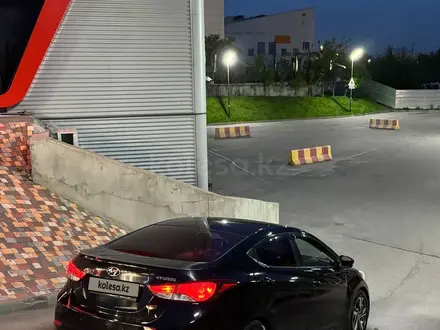 Hyundai Elantra 2015 года за 5 600 000 тг. в Алматы – фото 2