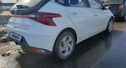 Hyundai i20 2023 года за 7 550 000 тг. в Астана – фото 3