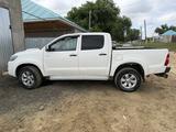 Toyota Hilux 2014 года за 8 000 000 тг. в Актобе – фото 3