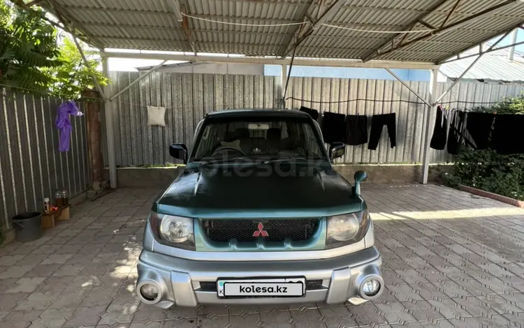 Mitsubishi Pajero iO 1998 годаүшін2 400 000 тг. в Алматы