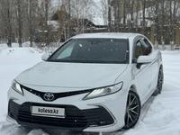 Toyota Camry 2021 года за 17 000 000 тг. в Актобе