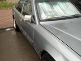 Mercedes-Benz E 280 1989 годаfor1 300 000 тг. в Косшы – фото 4