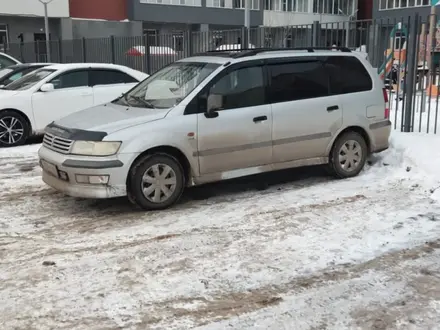 Mitsubishi Space Wagon 2000 года за 2 600 000 тг. в Астана – фото 3