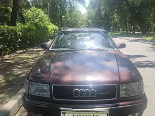Audi 100