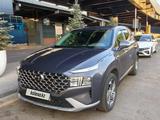 Hyundai Santa Fe 2022 года за 13 800 000 тг. в Алматы