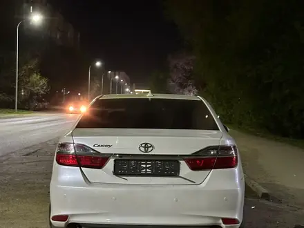 Toyota Camry 2017 года за 12 100 000 тг. в Актобе