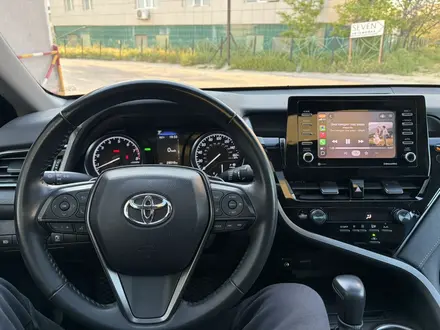 Toyota Camry 2022 года за 12 900 000 тг. в Актау – фото 9