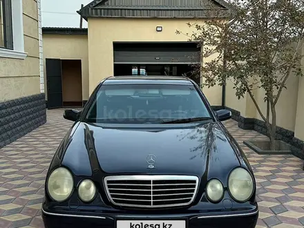Mercedes-Benz E 280 1999 годаүшін3 400 000 тг. в Актау