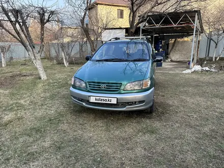 Toyota Ipsum 1997 года за 3 650 000 тг. в Алматы – фото 2