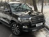 Toyota Land Cruiser 2018 годаfor35 500 000 тг. в Алматы – фото 2