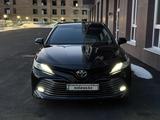 Toyota Camry 2019 годаүшін14 300 000 тг. в Астана – фото 3