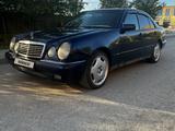 Mercedes-Benz E 280 1999 годаүшін2 800 000 тг. в Актобе – фото 2