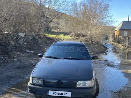 Volkswagen Passat 1993 года за 1 800 000 тг. в Усть-Каменогорск – фото 3