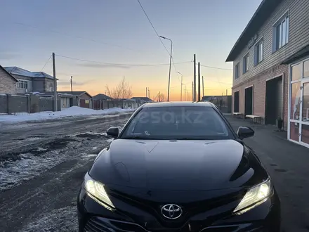 Toyota Camry 2019 года за 17 100 000 тг. в Павлодар – фото 18
