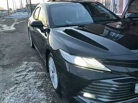 Toyota Camry 2019 года за 17 100 000 тг. в Павлодар – фото 4