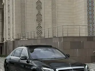 Mercedes-Benz S 500