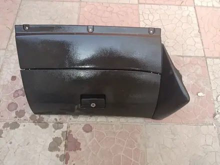 Бардачок за 30 000 тг. в Алматы