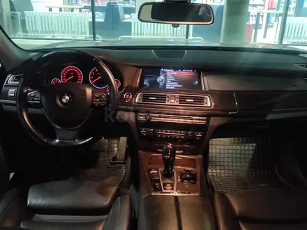 BMW 750 2014 года за 8 500 000 тг. в Тараз – фото 7