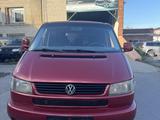 Volkswagen Caravelle 1996 годаүшін4 800 000 тг. в Костанай