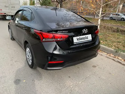 Hyundai Accent 2022 года за 9 300 000 тг. в Алматы – фото 3