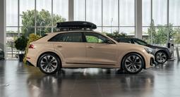 Audi Q8 55 TFSI Quattro 2024 года за 66 594 000 тг. в Алматы – фото 4