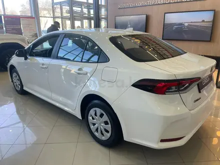 Toyota Corolla Comfort CVT 2025 года за 11 190 000 тг. в Актобе – фото 13