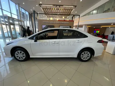 Toyota Corolla Comfort CVT 2025 года за 11 190 000 тг. в Актобе – фото 6