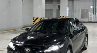 Toyota Camry 2019 года за 13 300 000 тг. в Астана