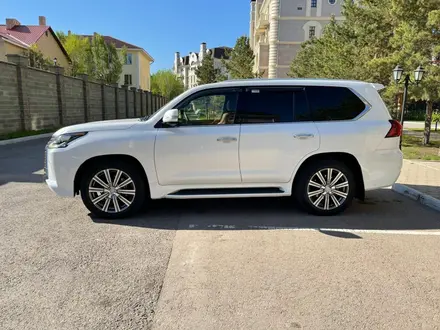 Lexus LX 570 2016 года за 40 000 000 тг. в Нур-Султан (Астана) – фото 4