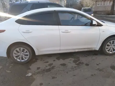 Hyundai Accent 2019 года за 6 800 000 тг. в Петропавловск – фото 10