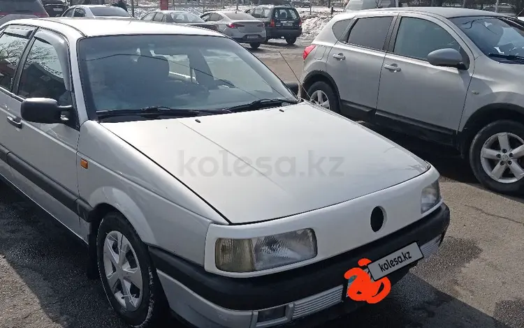 Volkswagen Passat 1992 годаfor1 000 000 тг. в Алматы