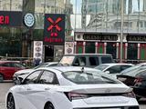 Hyundai Elantra 2024 годаfor8 090 000 тг. в Алматы – фото 2