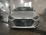 Hyundai Elantra 2017 года за 5 300 000 тг. в Актобе – фото 2