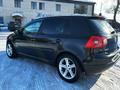 Volkswagen Golf 2005 годаfor3 000 000 тг. в Караганда – фото 2