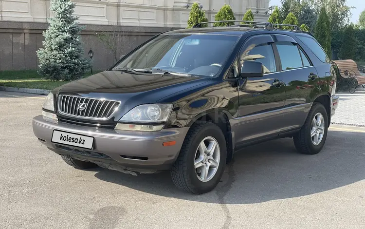 Lexus RX 300 1999 годаfor4 750 000 тг. в Алматы