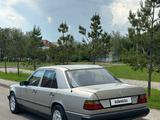 Mercedes-Benz E 260 1990 года за 1 371 764 тг. в Астана – фото 5